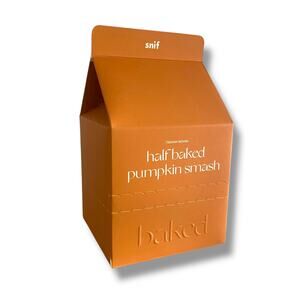 New Snif Candle Half Baked Pumpkin Smash  Gourmand Spicy 8oz Glass Vessel Jar